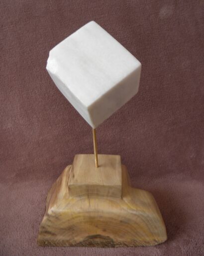 Lesson about the cube - a Sculpture & Installation Artowrk by Vasile Stefanoiu